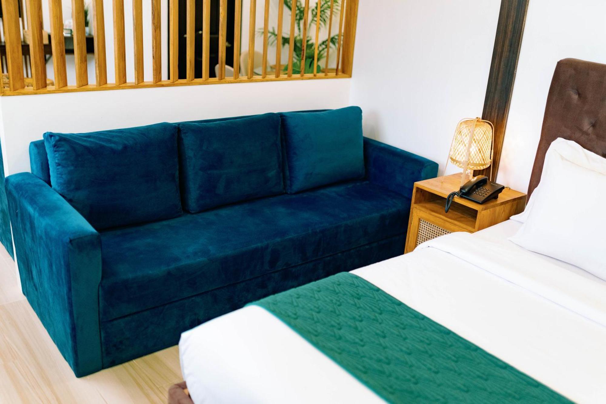 3 Peaks Resort & Boutique Hotel Lipa City Bagian luar foto