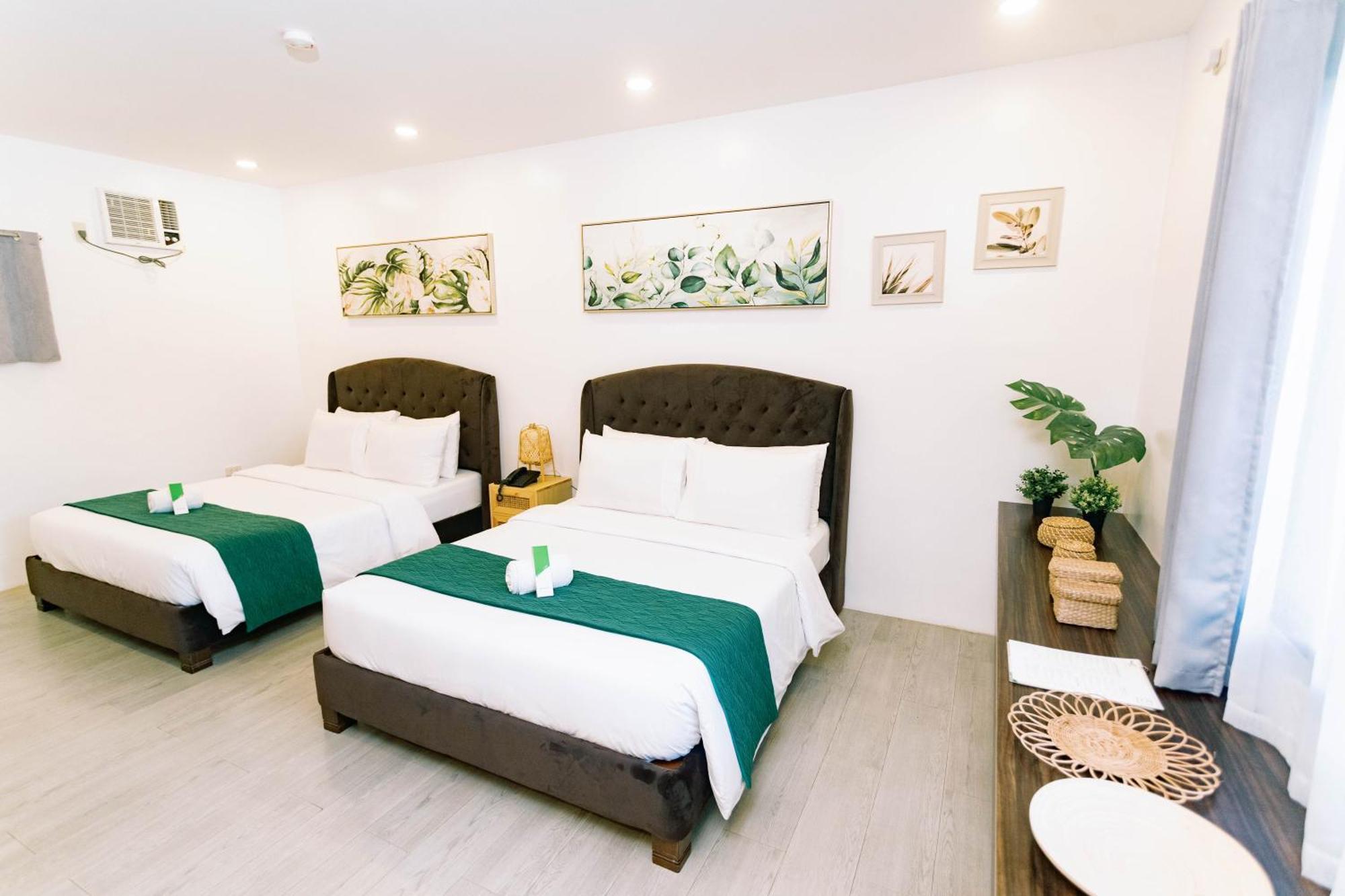 3 Peaks Resort & Boutique Hotel Lipa City Bagian luar foto